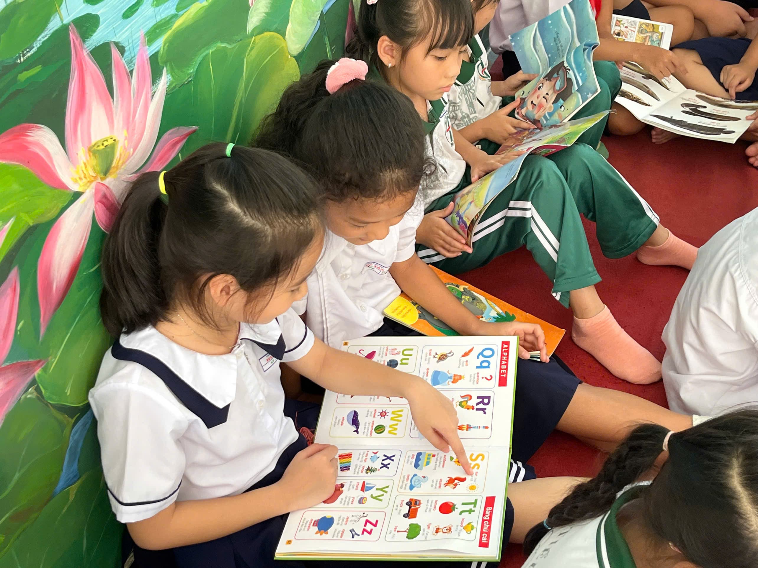A reading moment at Hiep Tan Primary School