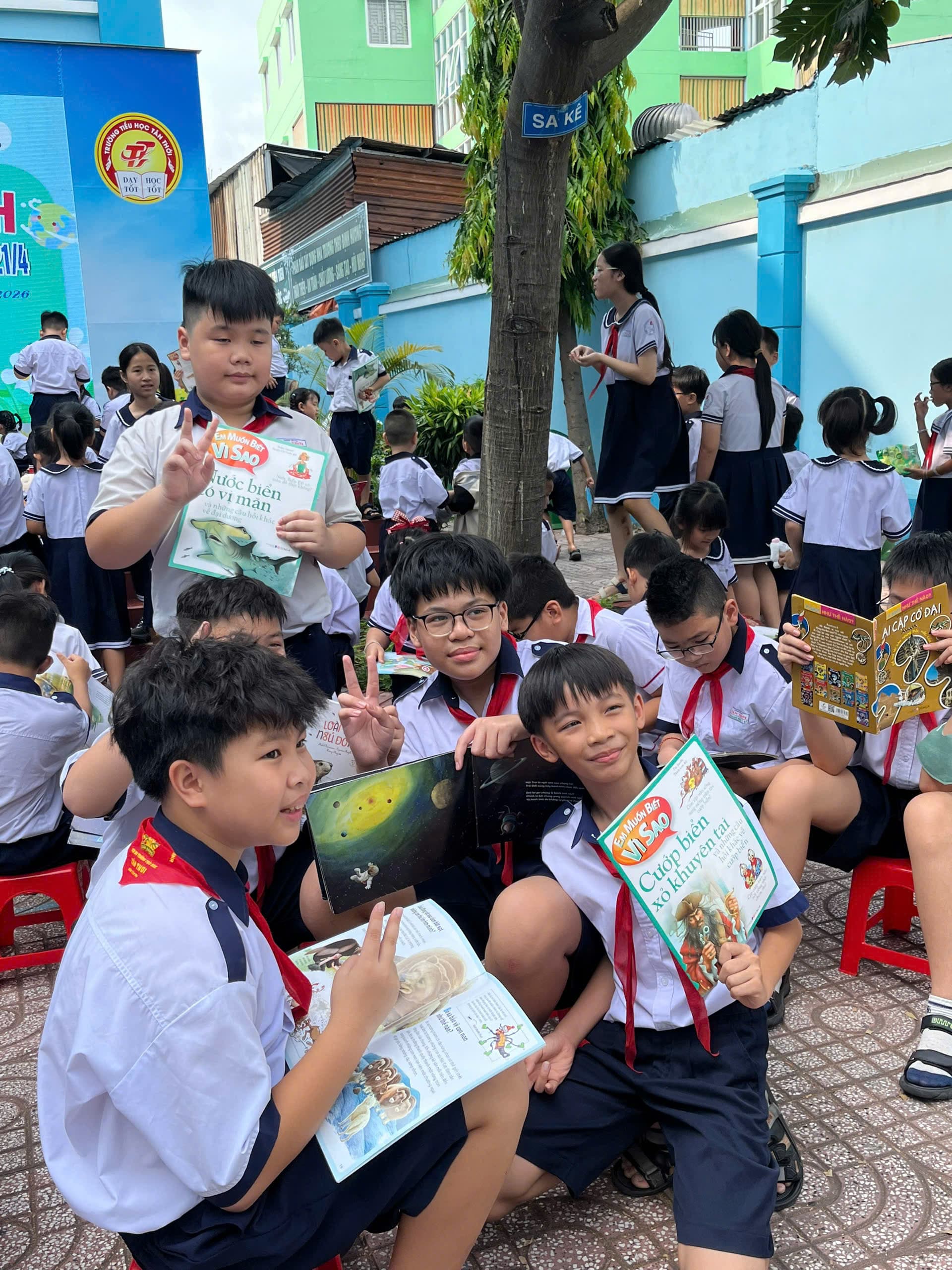 The joy of finding a book each child wants to explore - Tan Thoi Primary School